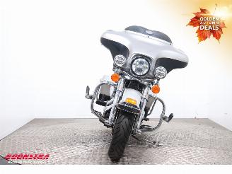 Harley-Davidson  FLHTCUI Electra Glide Ultra Classic 100 Years Ed. Cruise Radio 11.527mi! picture 6