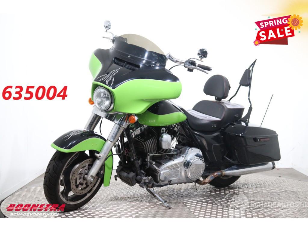 Harley-Davidson FLHX Street Glide LED RC Exhaust