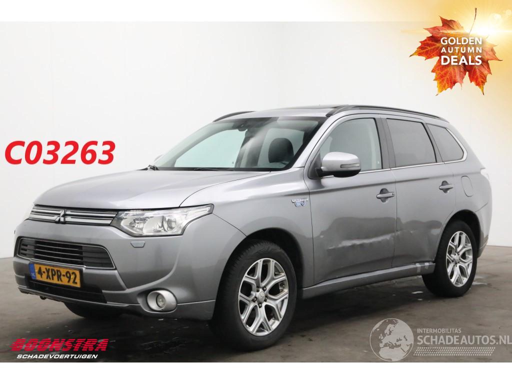 Mitsubishi Outlander 2.0 PHEV Instyle Schuifdak Leder Navi Clima Cruise Camera SHZ AHK