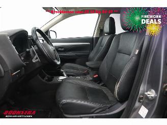 Mitsubishi Outlander 2.0 PHEV Instyle Schuifdak Leder Navi Clima Cruise Camera SHZ AHK picture 16
