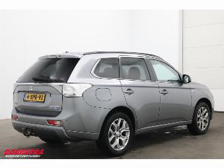 Mitsubishi Outlander 2.0 PHEV Instyle Schuifdak Leder Navi Clima Cruise Camera SHZ AHK picture 3
