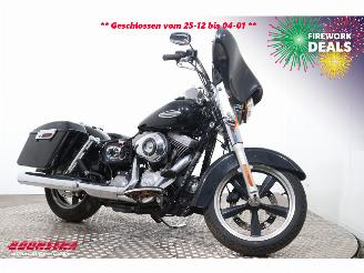 Harley-Davidson  FLD Switchback LED 4.794 Miles! picture 2