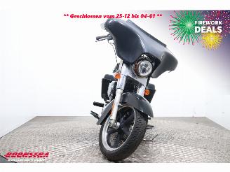 Harley-Davidson  FLD Switchback LED 4.794 Miles! picture 6