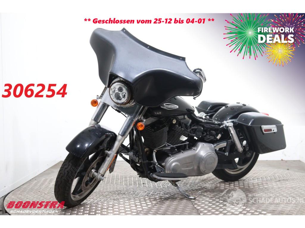 Harley-Davidson  FLD Switchback LED 4.794 Miles!