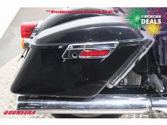 Harley-Davidson  FLD Switchback LED 4.794 Miles! picture 9