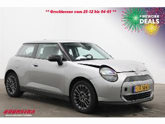 Mini Cooper SE Electric 54.2 kWh 218 PK LED Navi Cruise Camera picture 2