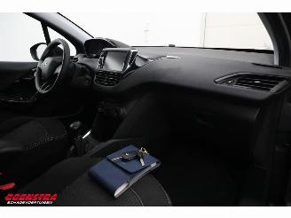 Peugeot 208 1.2 PureTech 5-DRS Access Navi Airco Cruise PDC 104.492 km! picture 12