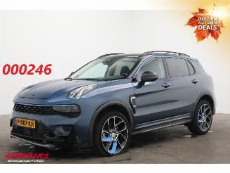uszkodzony samochody osobowe Lynk & Co 01 PHEV Pano LED ACC Memory 360° Infinity 2022/3