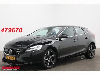krockskadad bil auto Volvo V-40 2.0 T3 Aut. Nordic+ Pano LED Memory Leder Camera SHZ 2017/11