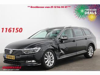 Coche accidentado Volkswagen Passat Variant 1.4 TSI DSG Highline Pano ACC Virtual Leder ErgoComf. SHZ Camera AHK 2017/1