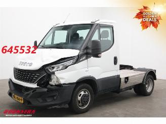 skadebil bedrijf Iveco Daily 40C18 Hi-Matic BE-trekker Navi Clima Cruise 2020/1