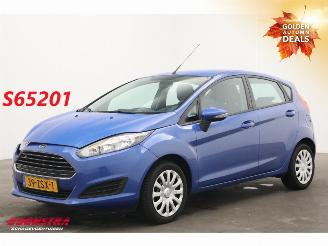 krockskadad bil auto Ford Fiesta 1.0 Trend 5-DRS Airco AHK 2013/1