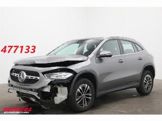 Voiture accidenté Mercedes GLA 200 d Aut. Business Line Navi Clima Cruise PDC 2023/3