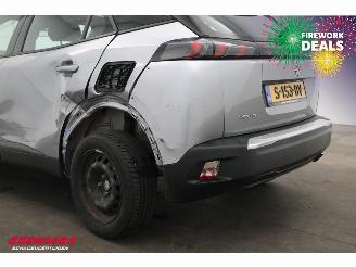 Peugeot 2008 1.2 PureTech Active Bluetooth Airco Cruise PDC 47.563 km! picture 13
