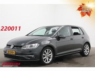 Schadeauto Volkswagen Golf 1.0 TSI DSG Comfortline ACC Navi Clima SHZ PDC 2018/4