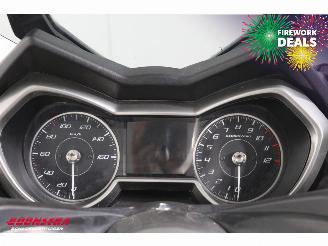 Yamaha  X-Max 125 LED 11.276 km! picture 23