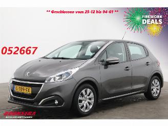 Auto incidentate Peugeot 208 1.2 PureT. Signature Navi Camera Carplay Airco Cruise 2019/7