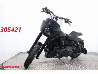 krockskadad bil motor Harley-Davidson  FXDBP Dyna Street Bob 103 Vance Hines 2017/2