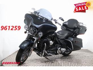 krockskadad bil motor Harley-Davidson XL 883 110 FLHTCUSE CVO Ultra Classic 110 Years Ed. Radio Cruise LED ABS 2013/1