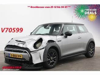 Auto incidentate Mini Cooper SE Camden Edition 33 kWh LED Navi Clima Cruise SHZ PDC 2024/2