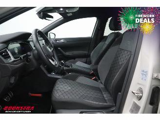 Volkswagen Polo 1.0 TSI R-Line LED ACC Clima Camera SHZ picture 17