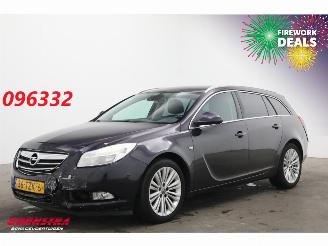 krockskadad bil auto Opel Insignia Sports Tourer 1.4 Turbo EcoFLEX Cosmo Navi Clima Cruise PDC AHK 2012/5