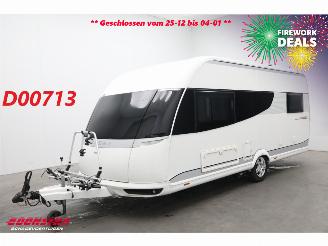 damaged caravans Hobby  495 UL Premium Mover Rondzit Single Beds Middenkeuken 2014/6
