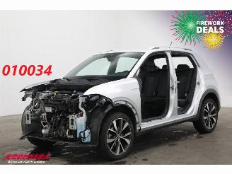 Schadeauto Volkswagen T-Cross 1.0 TSI R-Line DSG Teilediebstahl ACC Virtual Clima Camera SHZ 20.232 km! 2024/11