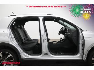 Volkswagen T-Cross 1.0 TSI R-Line DSG Teilediebstahl ACC Virtual Clima Camera SHZ 20.232 km! picture 13