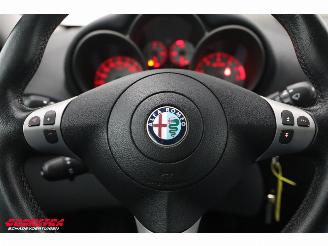 Alfa Romeo GT 2.0 JTS Distinctive Bose Leder Clima Cruise 67.557 km! picture 18