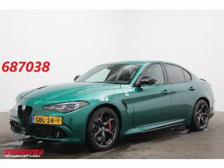 Vaurioauto  passenger cars Alfa Romeo Giulia 2.9 V6 Quadrifoglio 520 PK Facelift! Carbon ACC LED Camera H/K 11.487 km! 2024/6