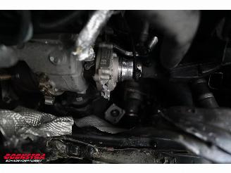 BMW 3-serie 318i M-Sport Aut. LED Leder Navi Clima Cruise SHZ 120.976 km! picture 16