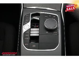 BMW 3-serie 330e Schuifdak 360° LED Cruise SHZ 4.216 km! picture 30