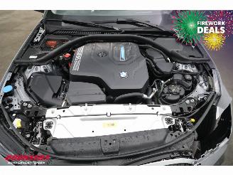 BMW 3-serie 330e Schuifdak 360° LED Cruise SHZ 4.216 km! picture 8