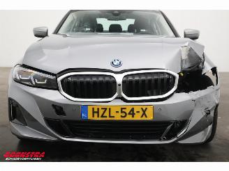 BMW 3-serie 330e Schuifdak 360° LED Cruise SHZ 4.216 km! picture 6