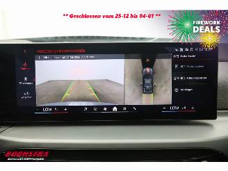 BMW 3-serie 330e Schuifdak 360° LED Cruise SHZ 4.216 km! picture 25