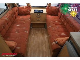 Swift  Charisma 220 BY 2006 Oven picture 10