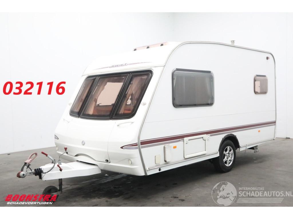 Swift Charisma 220 BY 2006 Oven