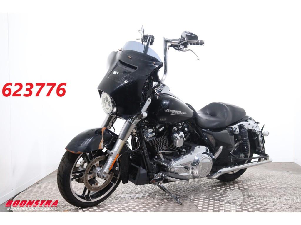 Harley-Davidson FLHX Street Glide LED Cruise