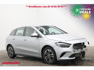 Mercedes B-klasse 200 7G-Tronic LED ACC Navi Clima Camera SHZ LRHZ 11.199 km! picture 2
