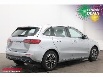 Mercedes B-klasse 200 7G-Tronic LED ACC Navi Clima Camera SHZ LRHZ 11.199 km! picture 3