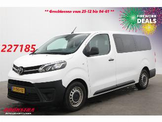 bruktbiler bedrijf Toyota Proace 1.5 D-4D Cool Long 9-Pers. Airco Cruise 2022/5