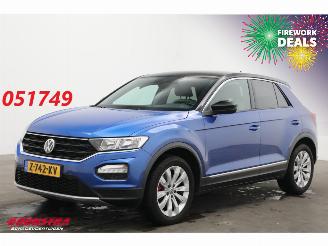 Unfallwagen Volkswagen T-Roc 1.5 TSI Sport LED ACC Navi Clima SHZ LRHZ 2019/12