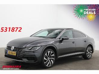 damaged passenger cars Volkswagen Arteon 2.0 TSI 190 PK DSG R-Line Pano LED ACC ErgoComf. Camera SHZ 2018/8