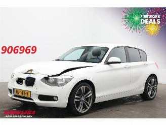 uszkodzony samochody osobowe BMW 1-serie 116i 5-DRS Navi Bluetooth Airco PDC SHZ 2014/9