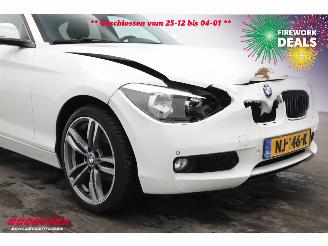 BMW 1-serie 116i 5-DRS Navi Bluetooth Airco PDC SHZ picture 5