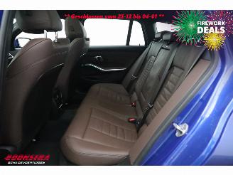 BMW 3-serie Touring 318i M-Sport Pano LED Leder Camera SHZ AHK picture 17