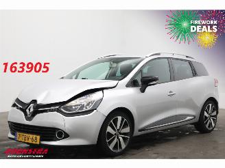 Vaurioauto  passenger cars Renault Clio Estate 0.9 TCe Dynamique Navi Airco Cruise PDC 2014/2