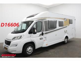ocasión camper Carado  T 448 Capron 2.3 130 PK Automaat Fransbed Schotel Hefbed Zonnepaneel Airco Cruise 2017/4