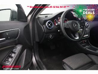 Mercedes A-klasse 180 7G-Tronic LED Navi Airco Cruise PDC SHZ picture 10